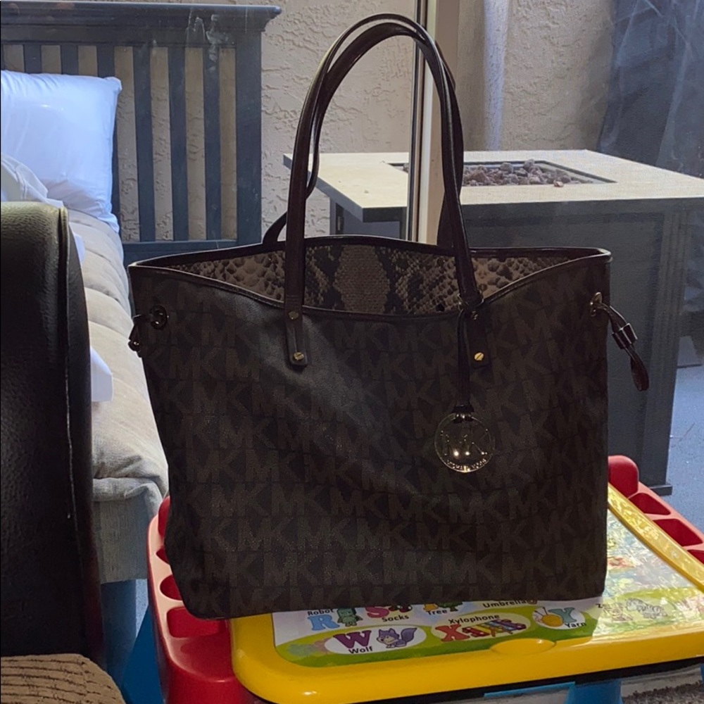 Michael kors signature reversible snake print tote
